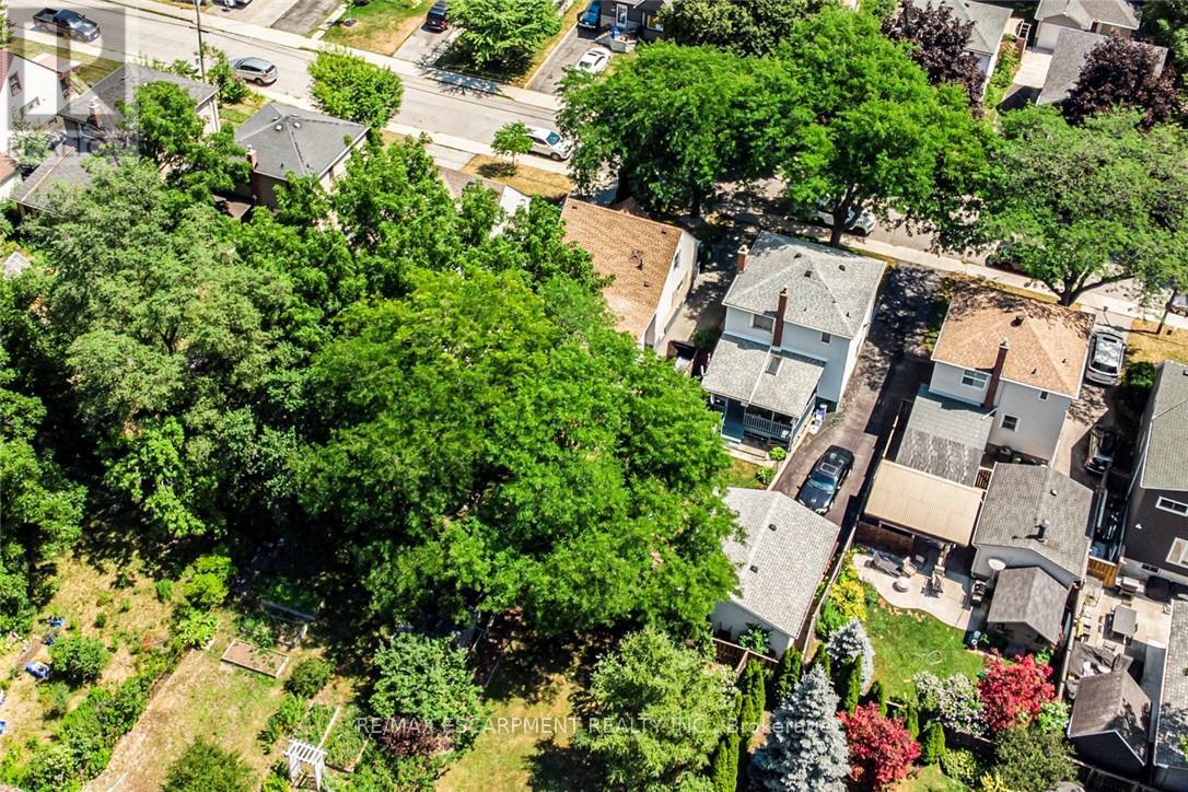 Photo 38 of 140 East 35th Street, Hamilton ON