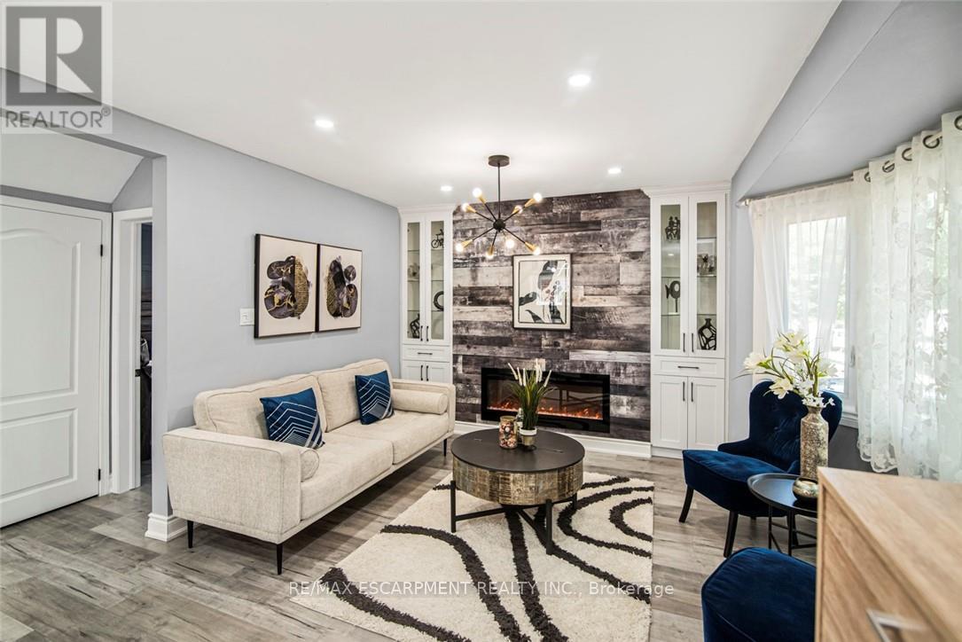 Photo 6 of 140 East 35th Street, Hamilton ON