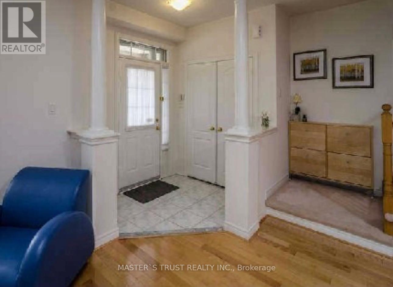 Photo 1 of 42 Catalina Crescent, Richmond Hill ON