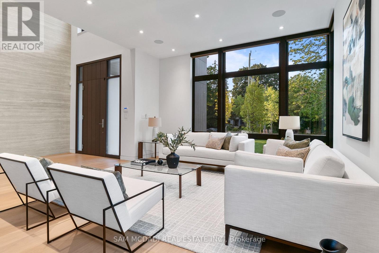 Photo 6 of 1222 Mississauga Road, Mississauga ON