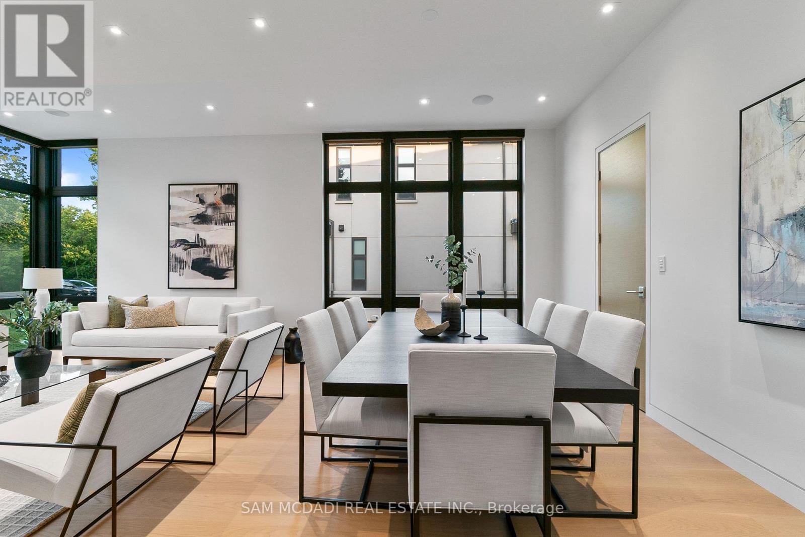 Photo 8 of 1222 Mississauga Road, Mississauga ON