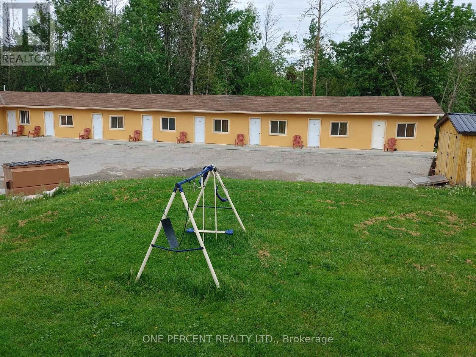 Photo 6 of 9448 Beachwood Road N, Collingwood ON