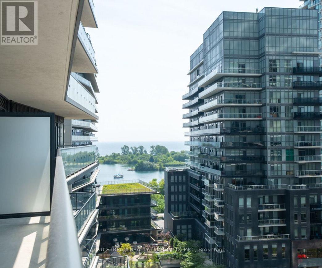 Photo 16 of 808 38 Annie Craig Drive, Toronto ON