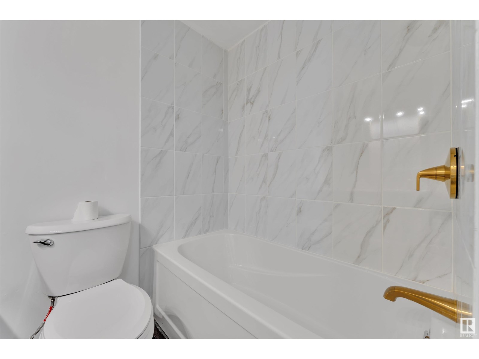 Photo 36 of 8004 130 Av Nw, Edmonton AB