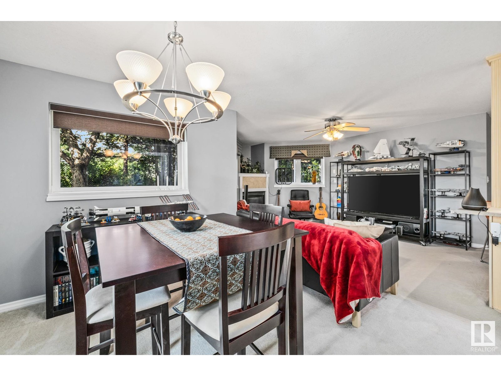 Photo 11 of 107 6708 90 Av Nw, Edmonton AB