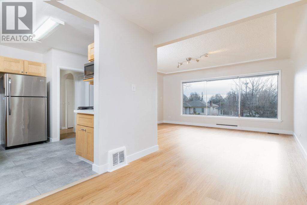 Photo 11 of 57 E 63rd Avenue, Vancouver BC