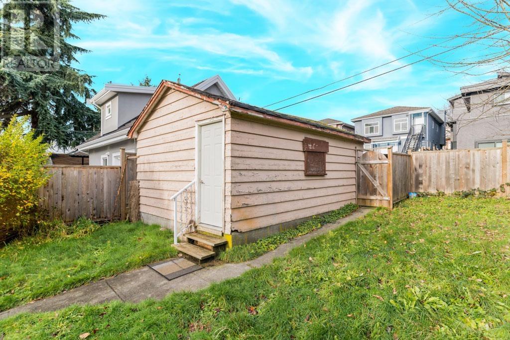 Photo 17 of 57 E 63rd Avenue, Vancouver BC