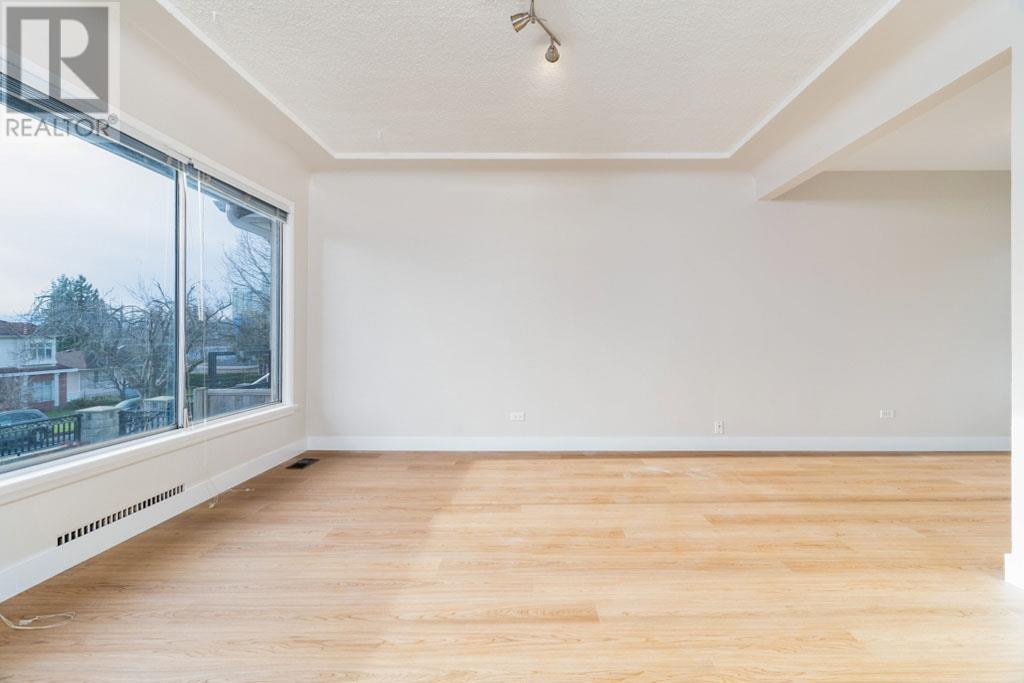 Photo 7 of 57 E 63rd Avenue, Vancouver BC
