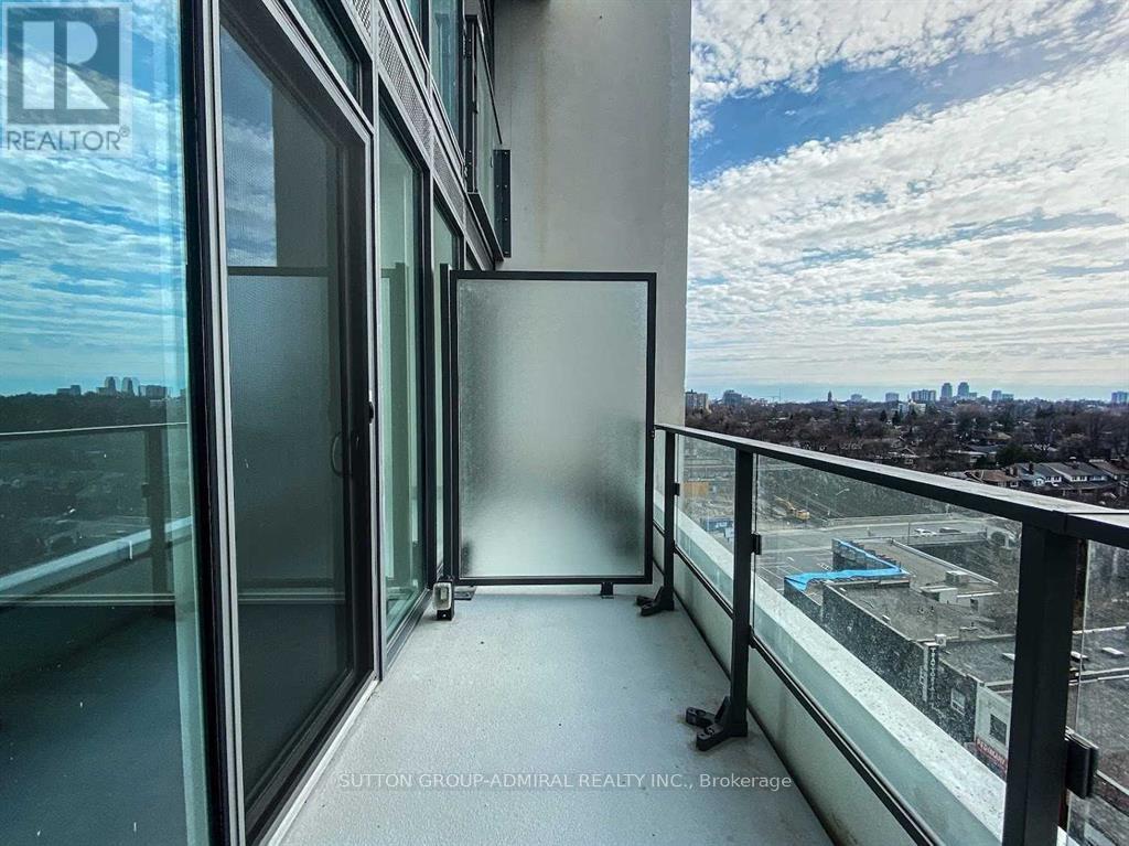 Photo 11 of 1016 5 Soudan Avenue, Toronto ON