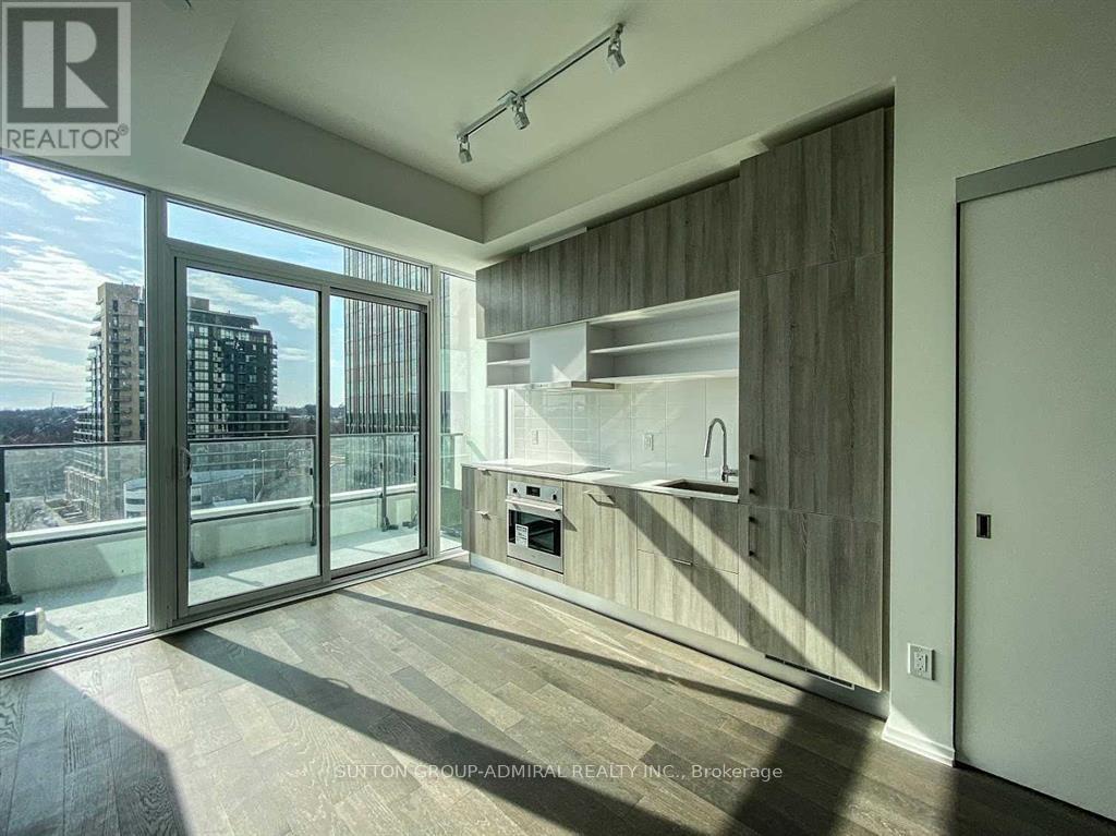 Photo 5 of 1016 5 Soudan Avenue, Toronto ON