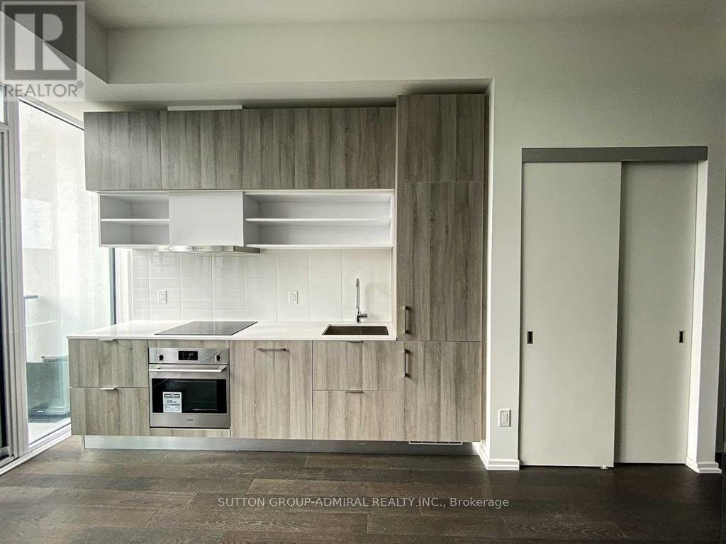 Photo 6 of 1016 5 Soudan Avenue, Toronto ON