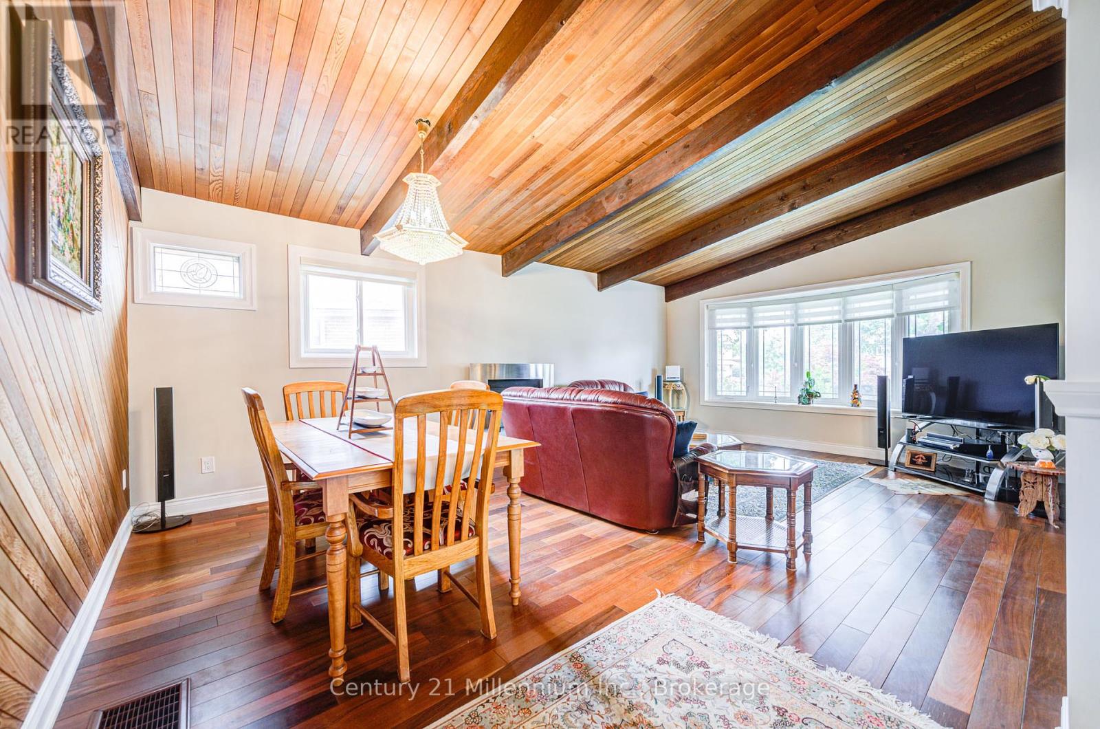 Photo 10 of 9 Thane Court, Toronto ON