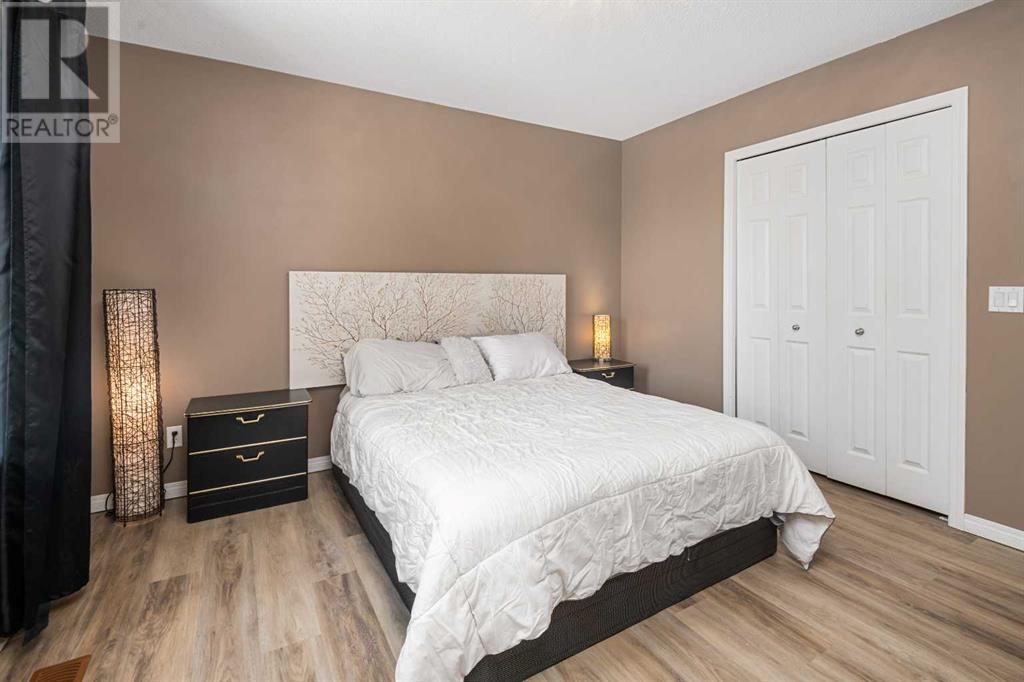 Single Family House for Sale in  Bridleridge View SW Bridlewood Calgary 