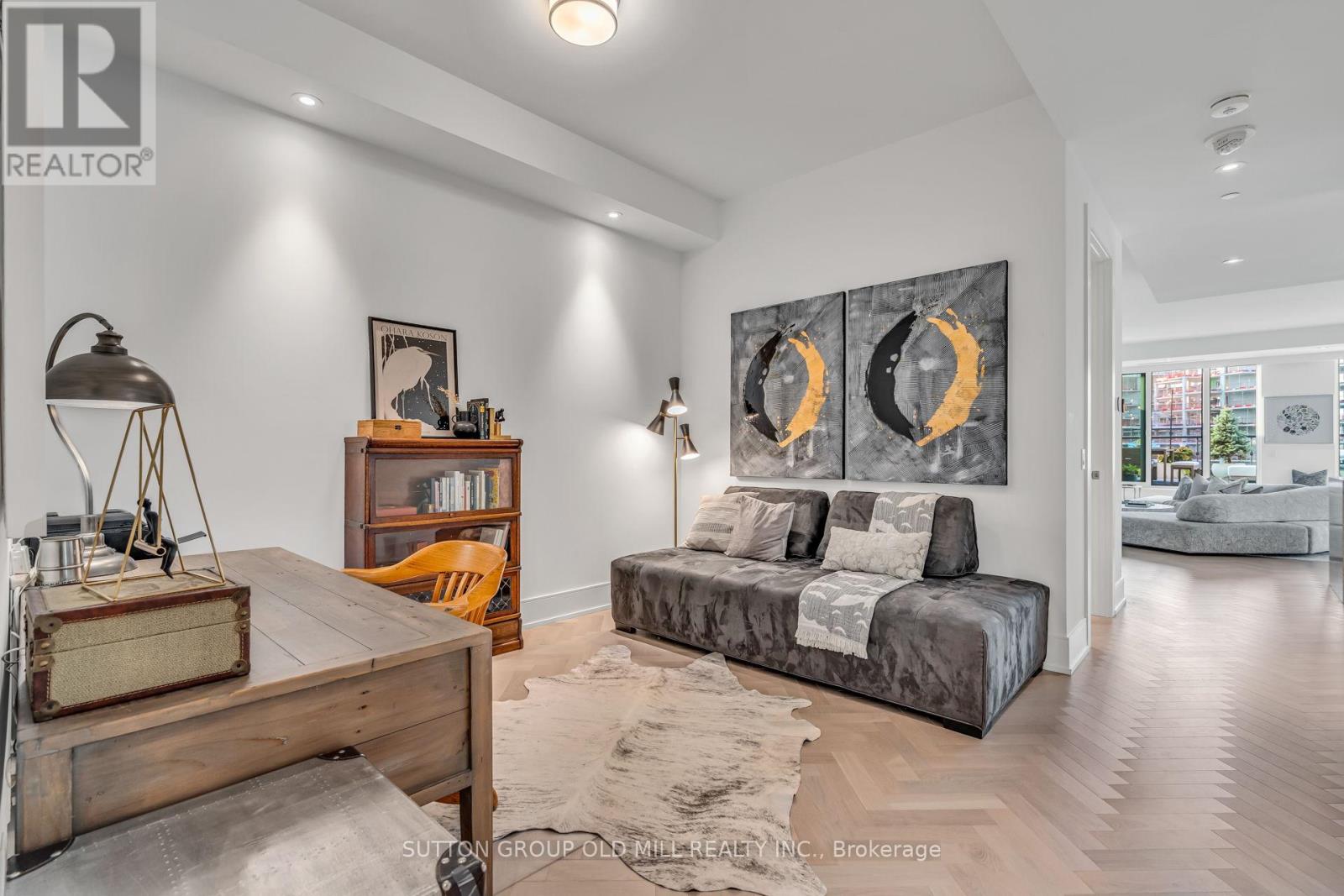 Photo 21 of 711 455 Wellington Street W, Toronto ON