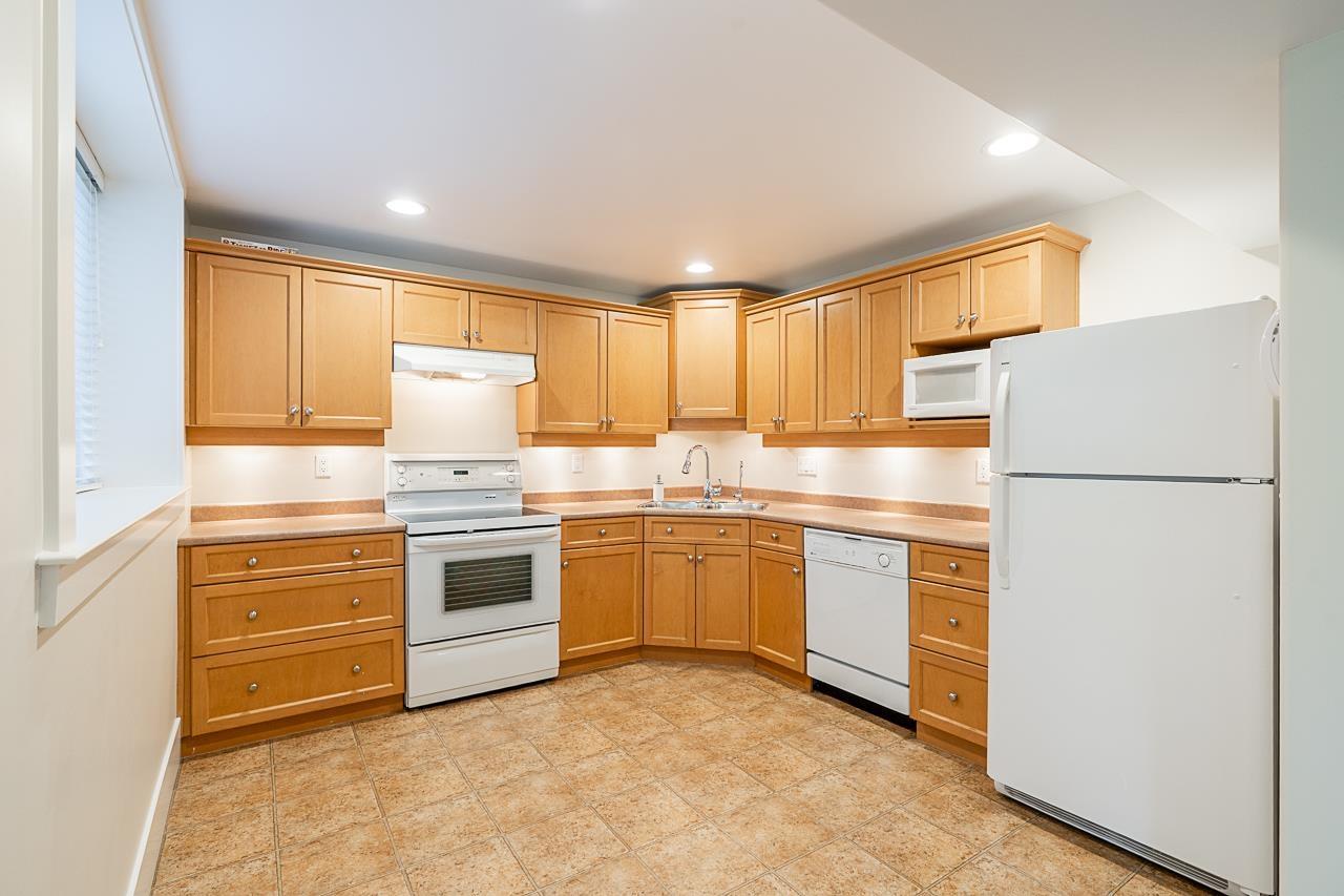 Photo 34 of 15585 37 Avenue, Surrey BC
