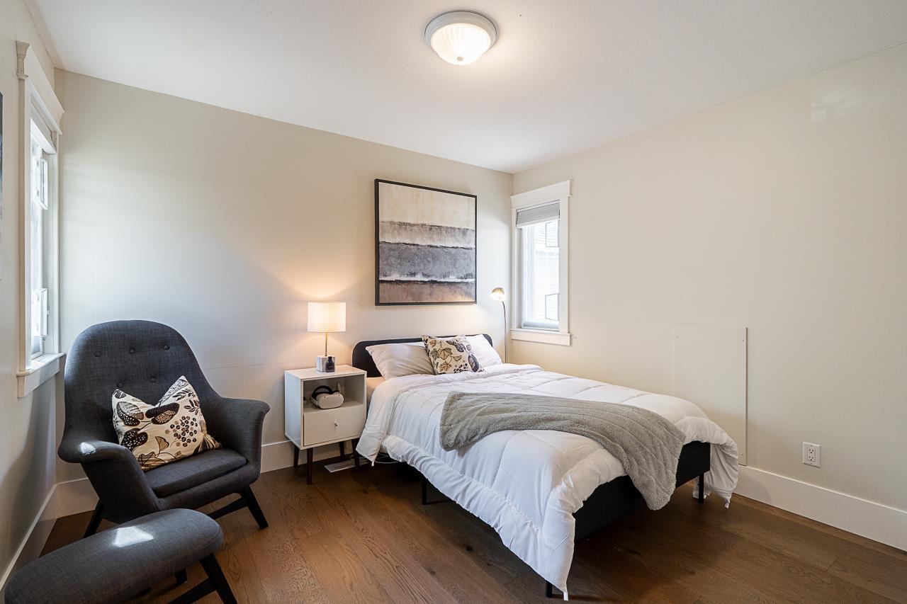 Photo 29 of 15585 37 Avenue, Surrey BC