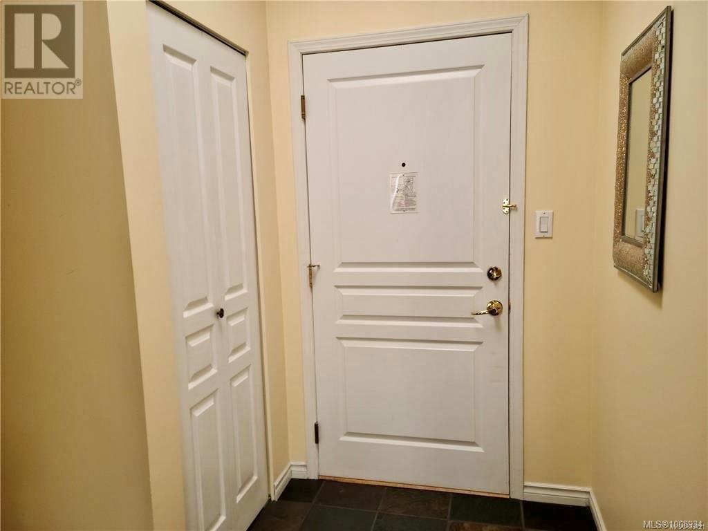 Photo 10 of 406 220 Island Hwy W, Parksville BC