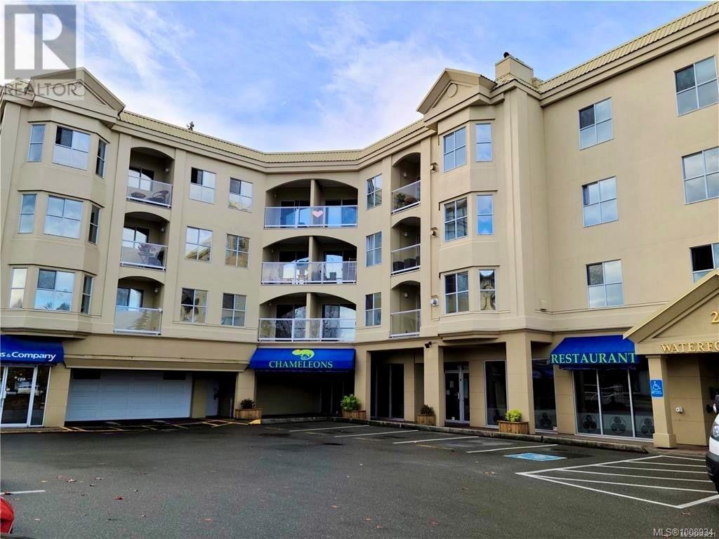 Photo 3 of 406 220 Island Hwy W, Parksville BC