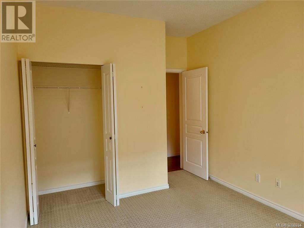 Photo 36 of 406 220 Island Hwy W, Parksville BC