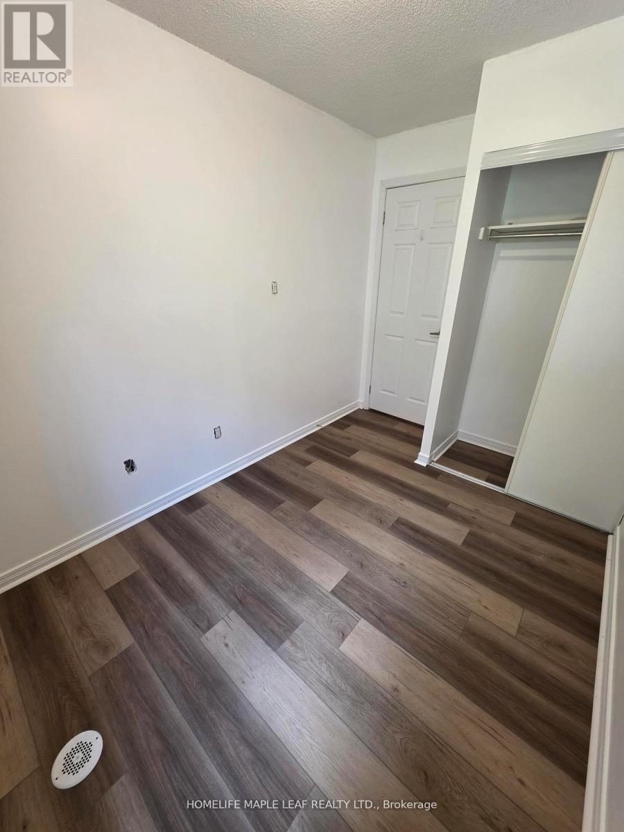 Photo 5 of 120 20 Foundry Avenue, Toronto ON