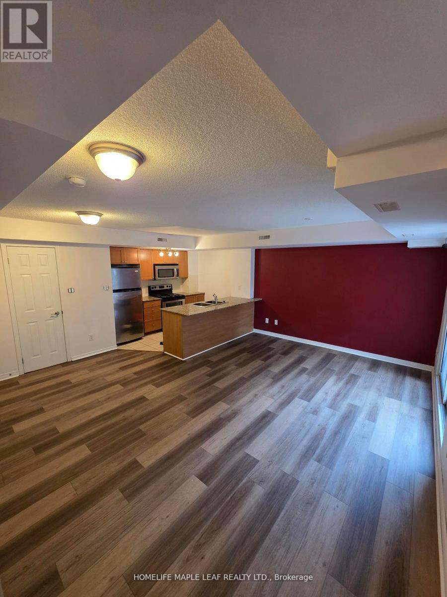 Photo 10 of 120 20 Foundry Avenue, Toronto ON