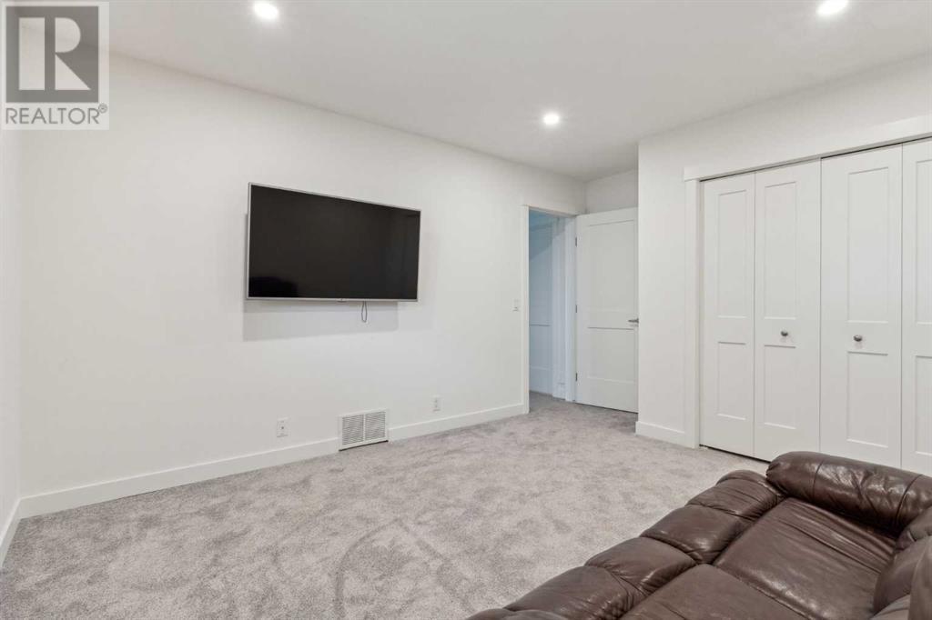 Single Family House Bungalow for Sale in  Range Way NW Ranchlands Calgary 