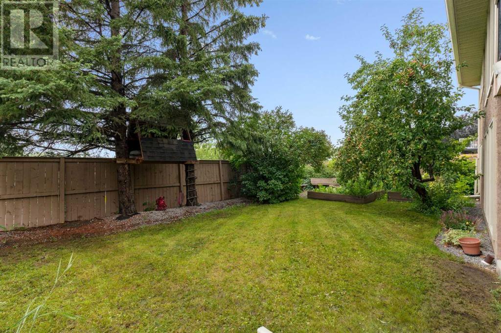 Single Family House Bungalow for Sale in  Range Way NW Ranchlands Calgary 
