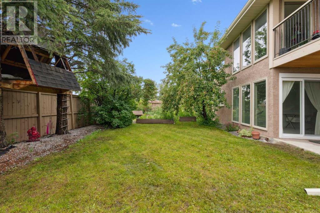 Single Family House Bungalow for Sale in  Range Way NW Ranchlands Calgary 