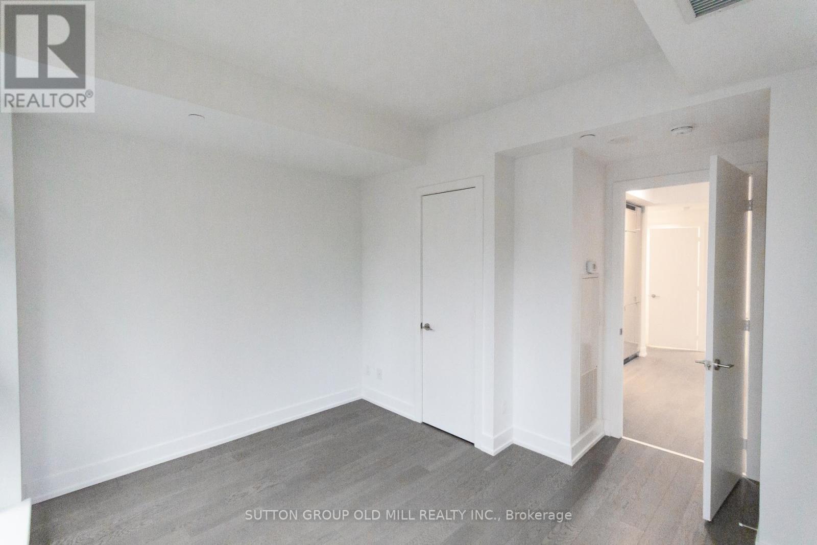 Photo 10 of 501 7 Grenville Street, Toronto ON