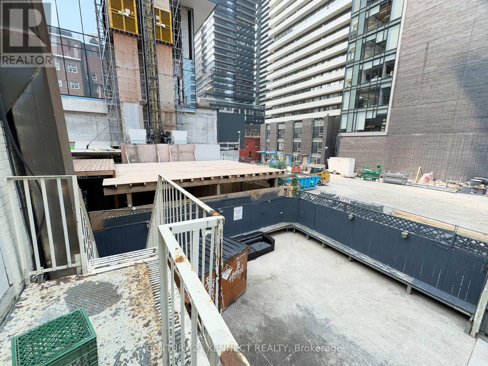 Photo 14 of 3 642 Church Street, Toronto ON