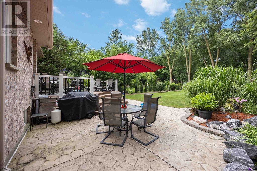 Photo 25 of 2056 Blackwell Road, Sarnia ON