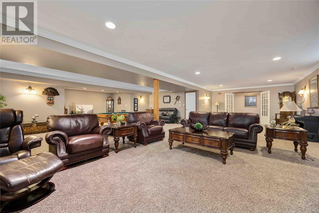 Photo 14 of 2056 Blackwell Road, Sarnia ON