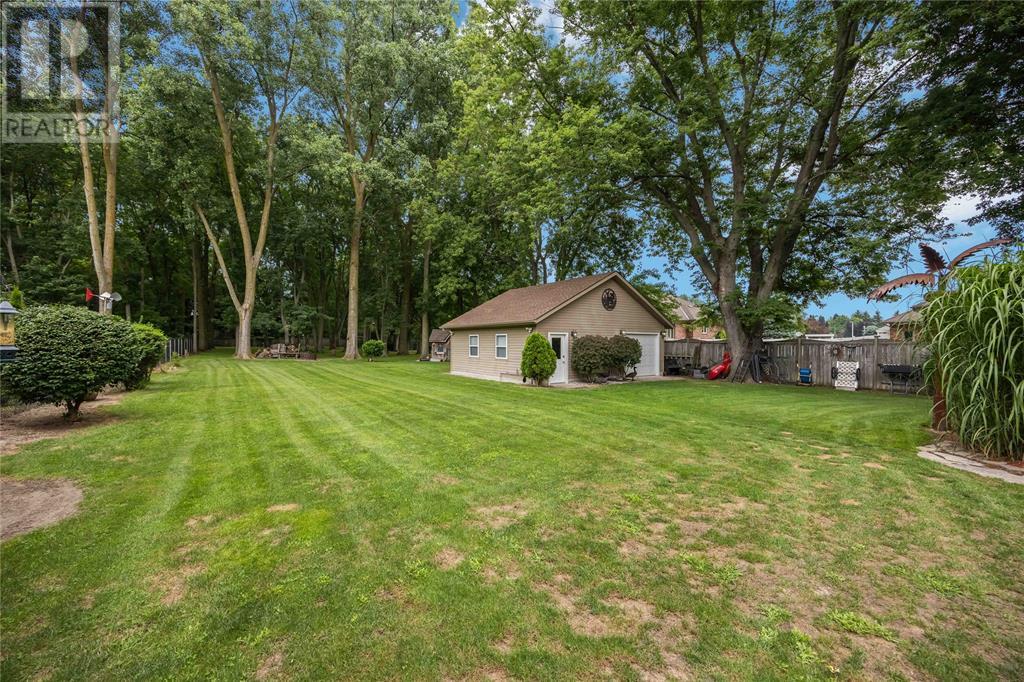 Photo 19 of 2056 Blackwell Road, Sarnia ON