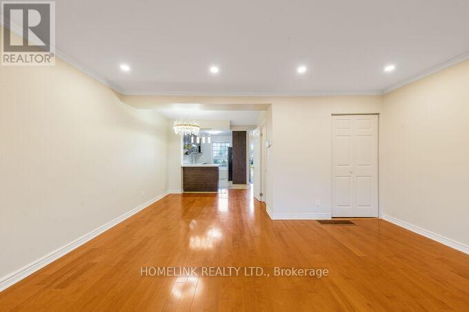 Photo 23 of 415 Chandos Court, Oshawa ON