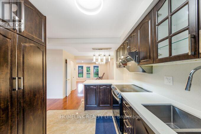 Photo 16 of 415 Chandos Court, Oshawa ON