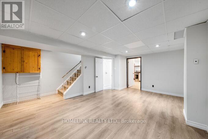 Photo 37 of 415 Chandos Court, Oshawa ON