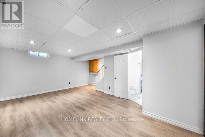 Photo 10 of 415 Chandos Court, Oshawa ON