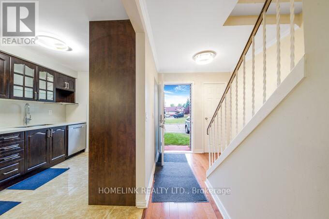 Photo 20 of 415 Chandos Court, Oshawa ON