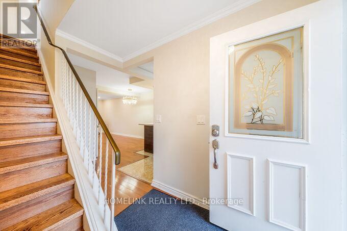 Photo 3 of 415 Chandos Court, Oshawa ON