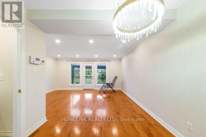 Photo 9 of 415 Chandos Court, Oshawa ON