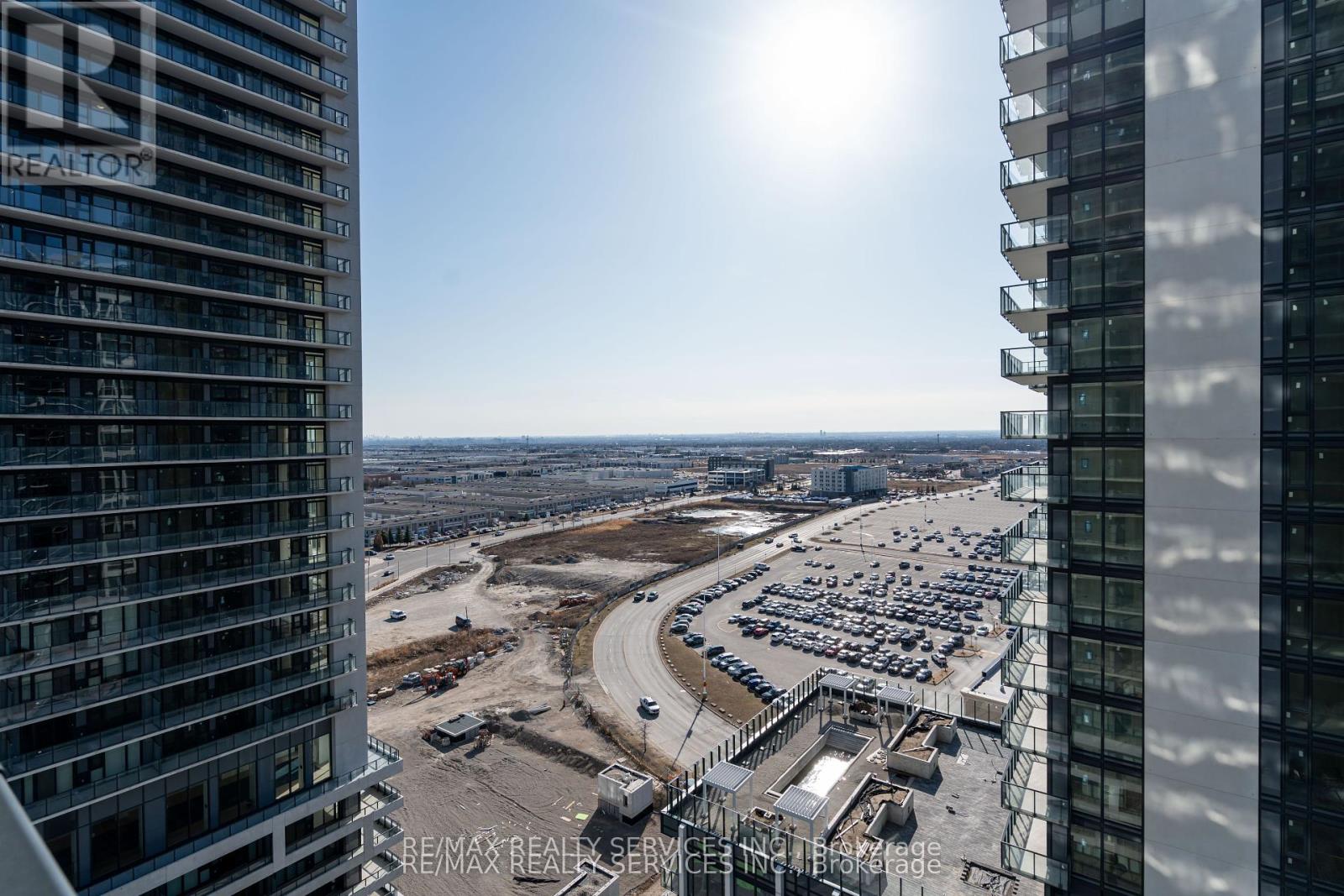 Photo 32 of 1202 8960 Jane Street S, Vaughan ON