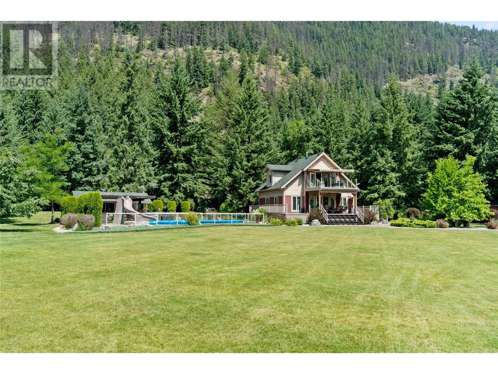 Photo 65 of 33 Old Town Road, Sicamous BC