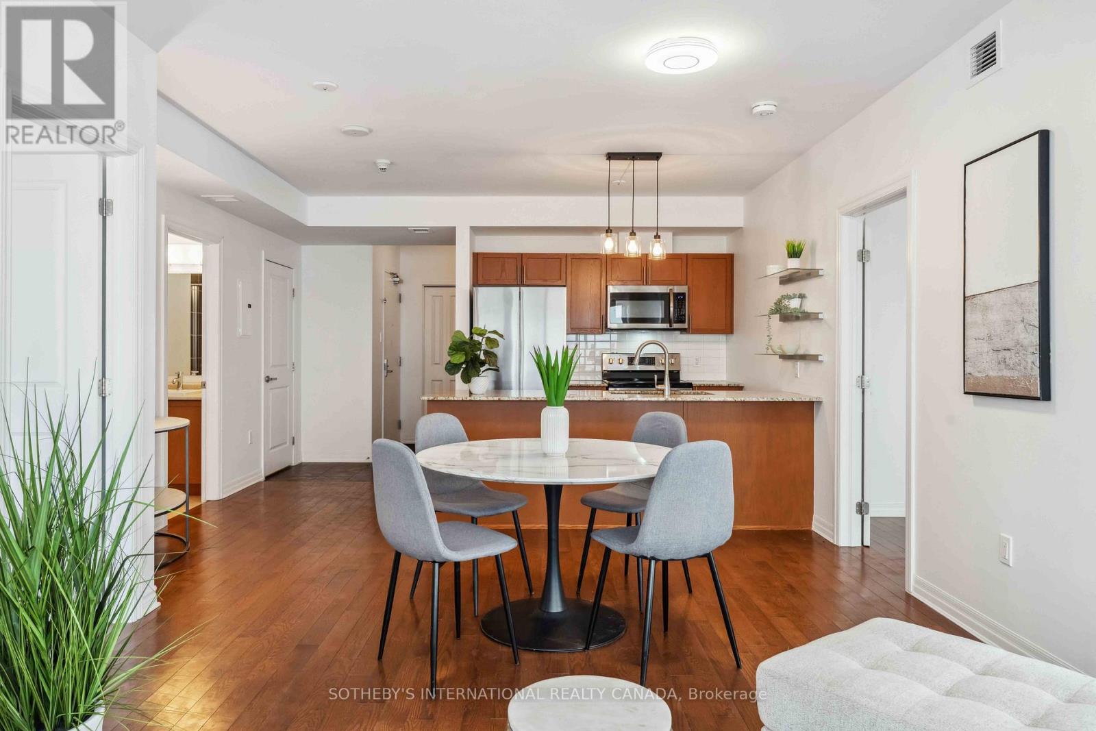 Photo 15 of 907 90 Landry Street, Ottawa ON