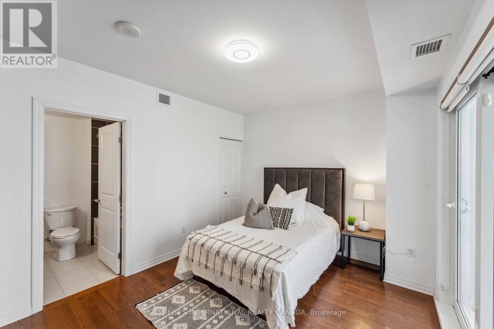 Photo 22 of 907 90 Landry Street, Ottawa ON