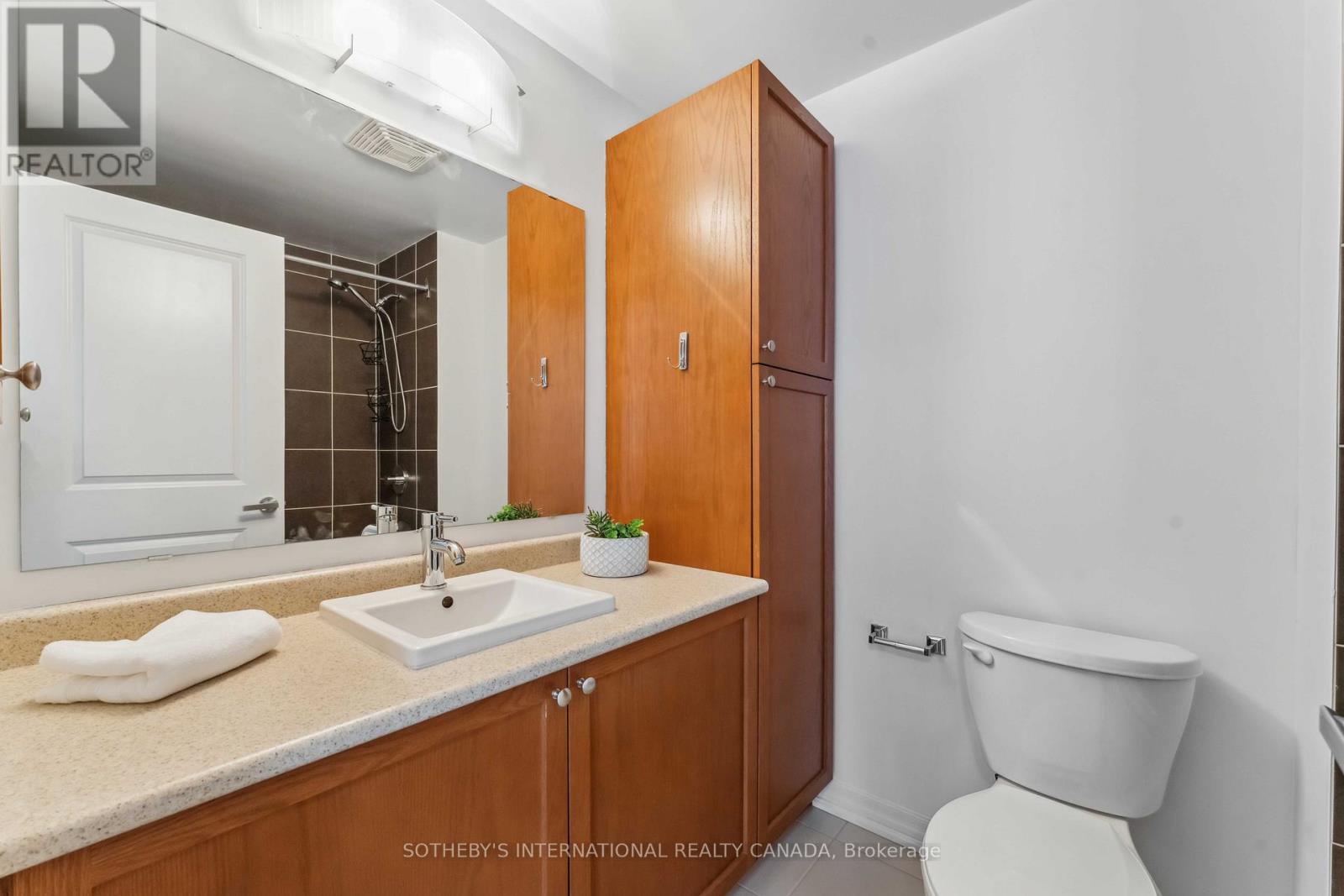 Photo 25 of 907 90 Landry Street, Ottawa ON