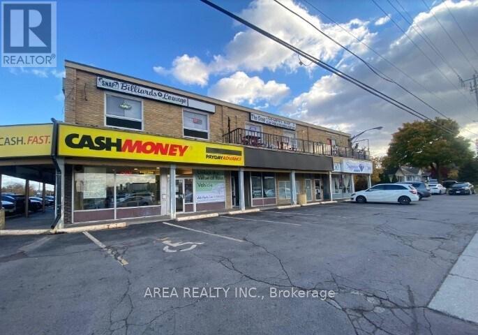 Photo 2 of 152 Gray Road, Hamilton ON