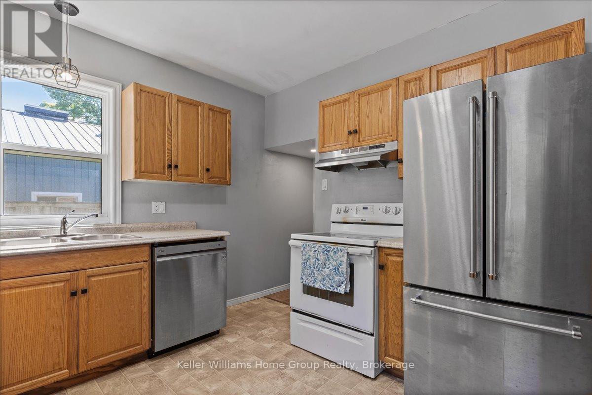Photo 13 of 138 Frederick Street E, Wellington North ON