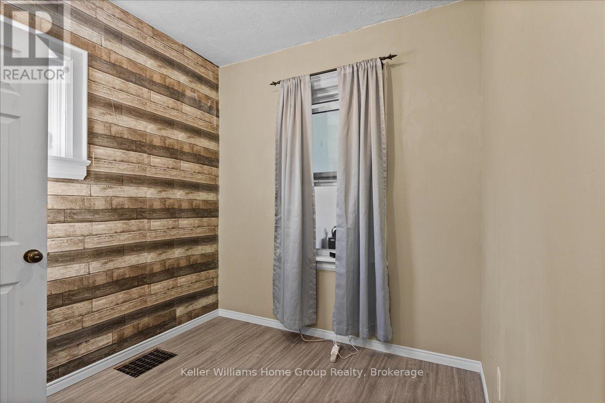 Photo 14 of 138 Frederick Street E, Wellington North ON