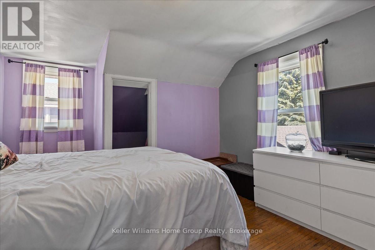 Photo 21 of 138 Frederick Street E, Wellington North ON