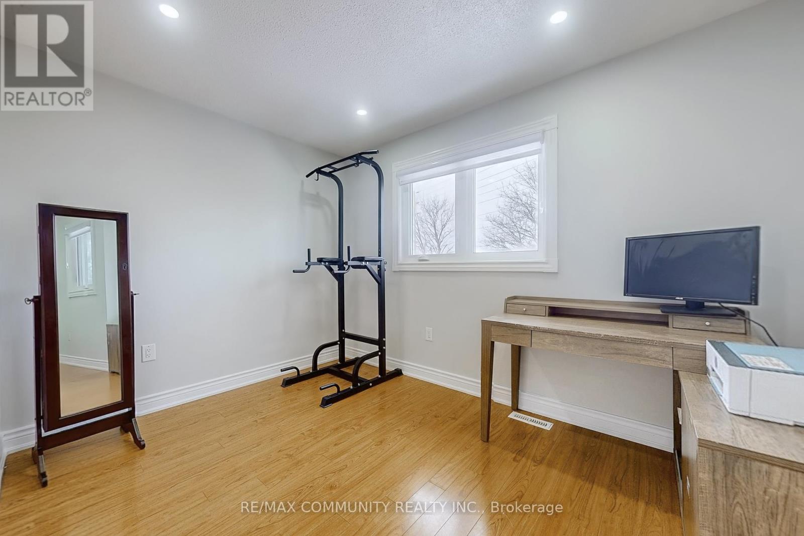 Photo 36 of 65 Creditstone Road, Brampton ON